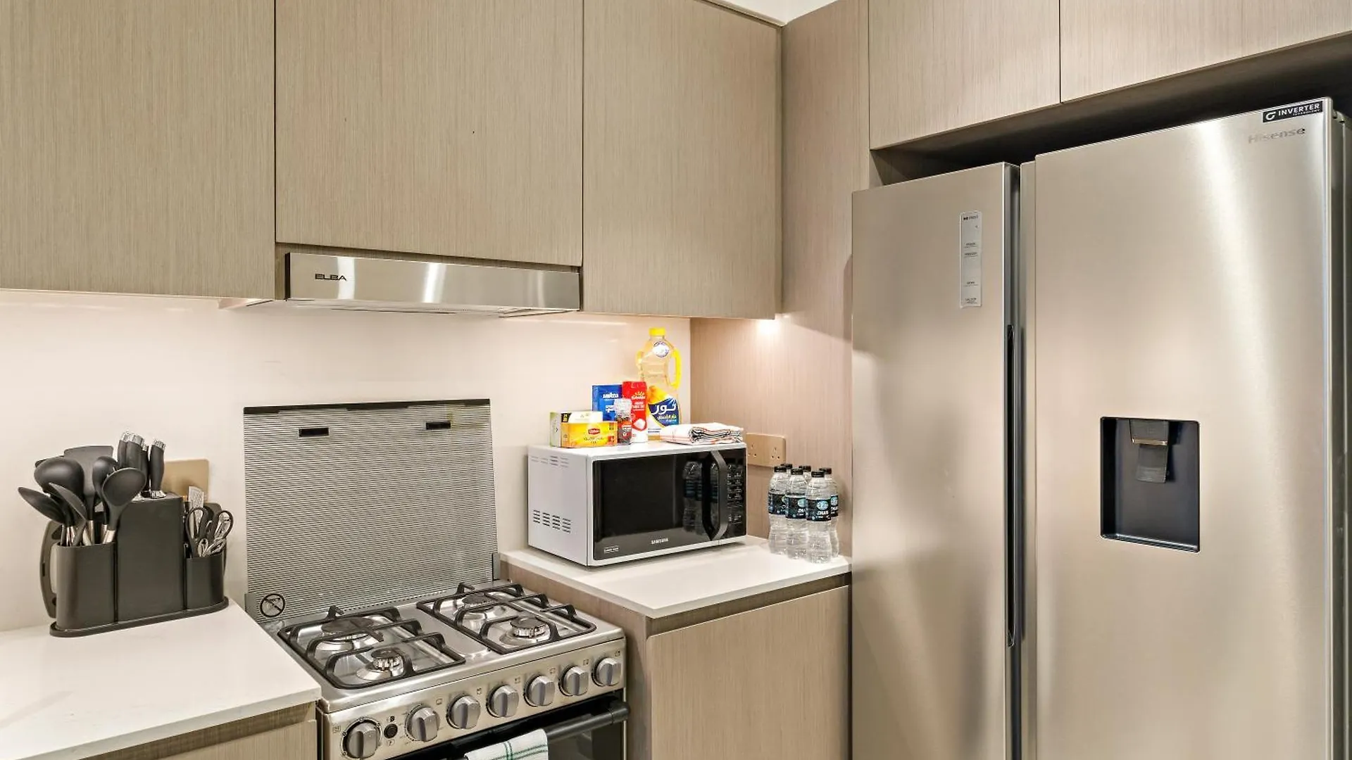 Panoramic 2Br With Pool & Burj View Next To Mall Dubai